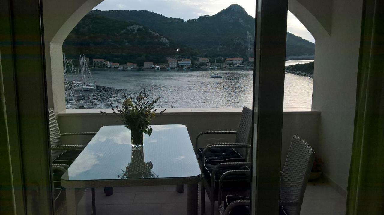 Lastovo Apartman Zaklopatica 아파트 외부 사진